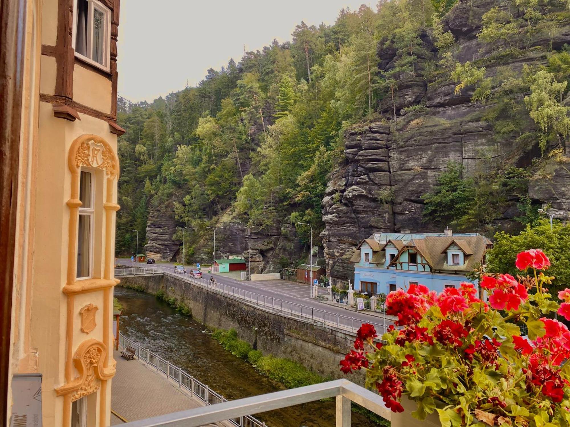 Hotel Labe Hřensko Exterior foto